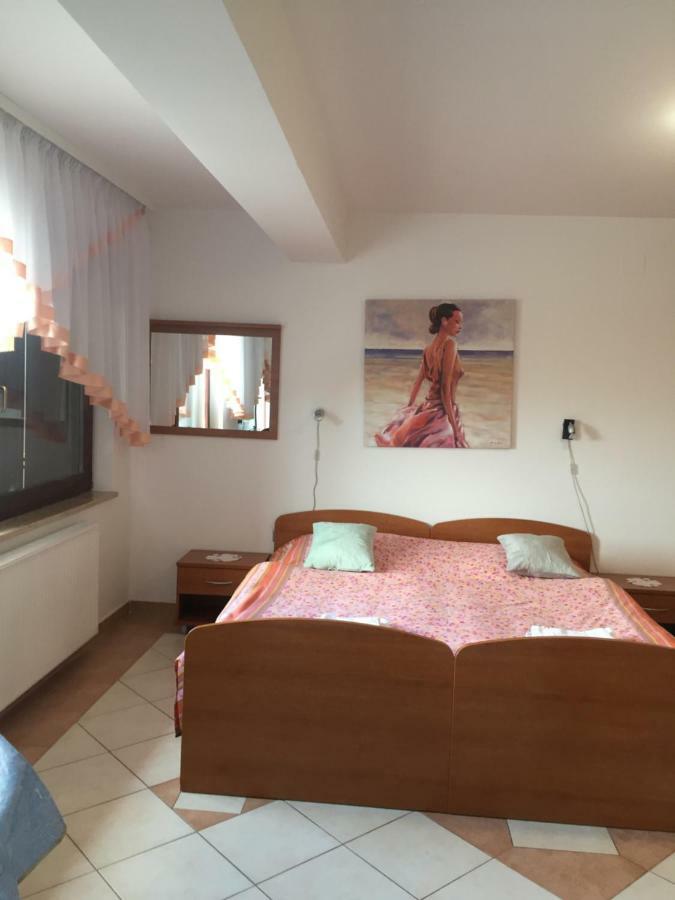 Apartment Villa Ana โอปาติยา ภายนอก รูปภาพ